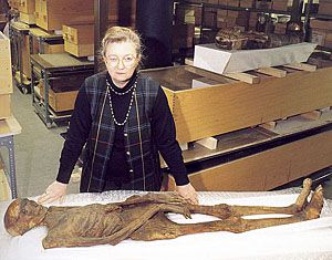 L'egittologa Rosalie David - Fantasmi e Antico Egitto
