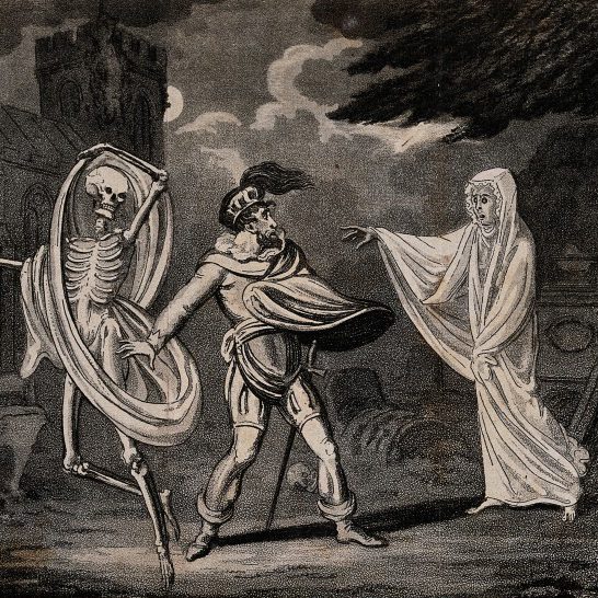 Un uomo in armatura si trova di fronte ad un fantasma e ad uno scheletro.