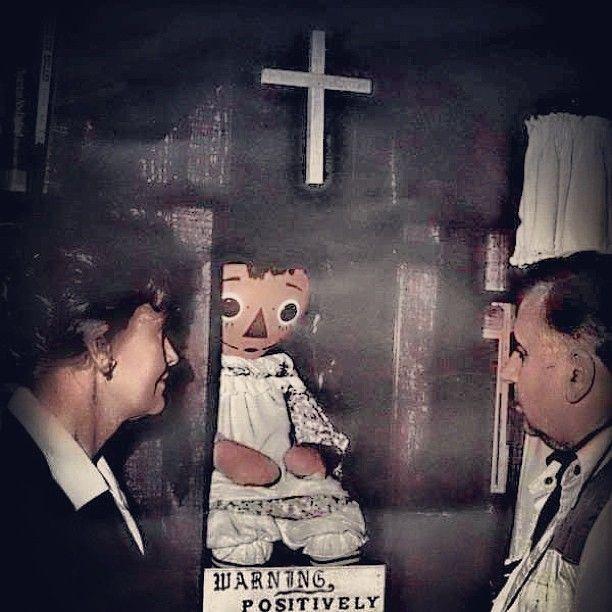 Ed e Lorraine Warren e la bambola Annabelle